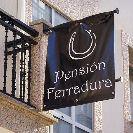 Pension Ferradura Мелиде Экстерьер фото