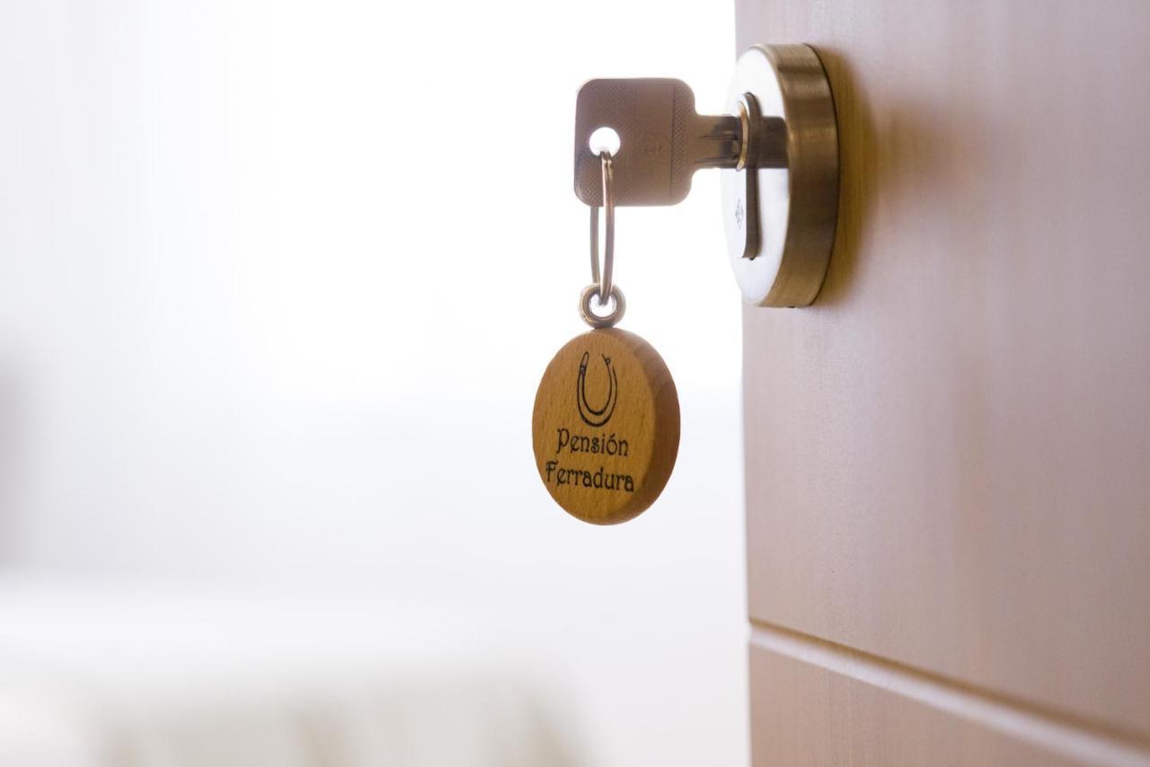 Pension Ferradura Мелиде Экстерьер фото